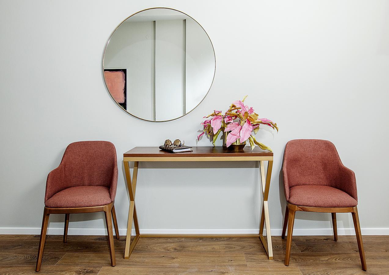 Suitcase Apartment