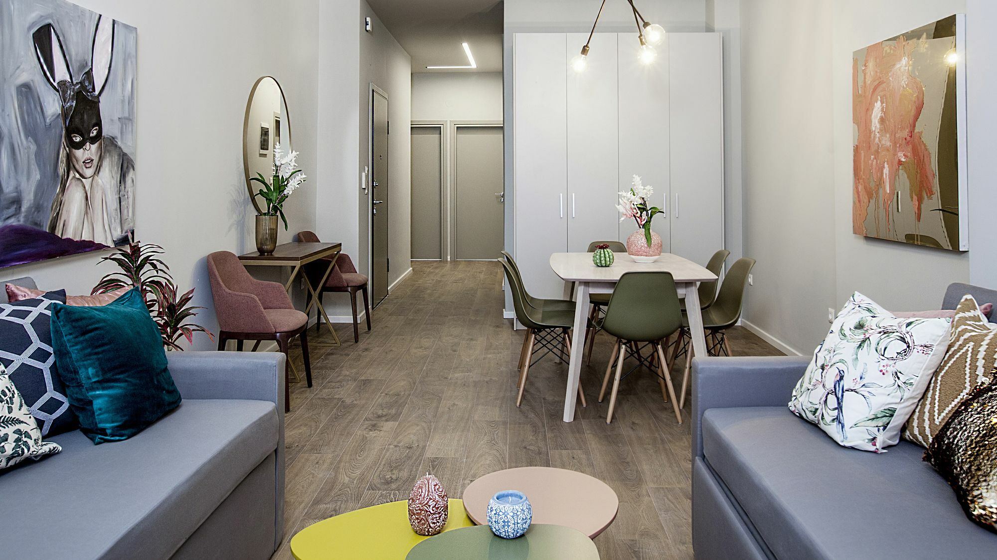 Suitcase Apartment *